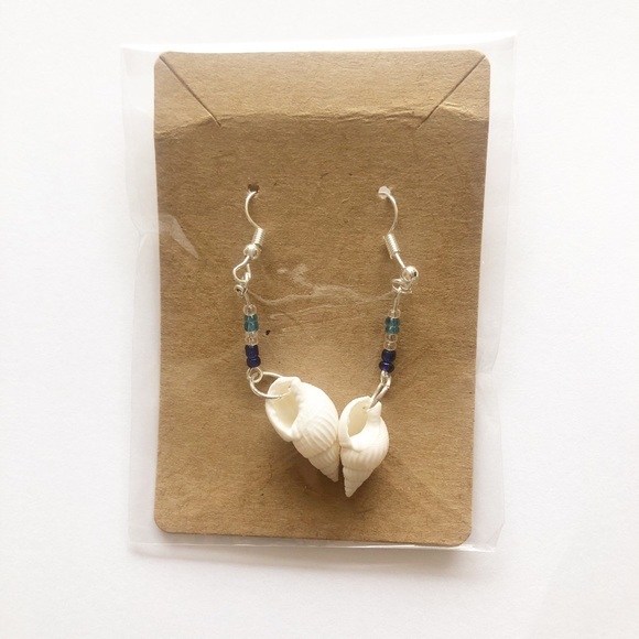Hand Crafted Jewelry - New Handmade Boho Blue Beaded Ocean Shell 🐚 Earrings